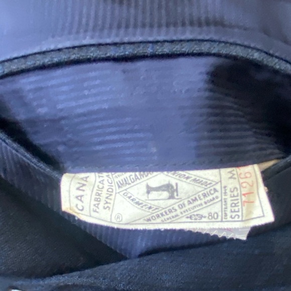 Vintage Yateslene Men’s Navy Blazer Jacket Size Tailored England Silk Finish - Picture 10 of 12